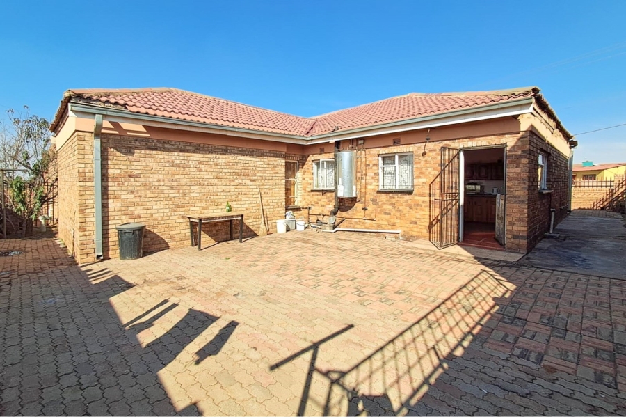 3 Bedroom Property for Sale in Jouberton North West